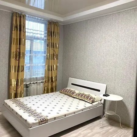 світло Apartments: 24/7 Illumination Near Station * Lviv