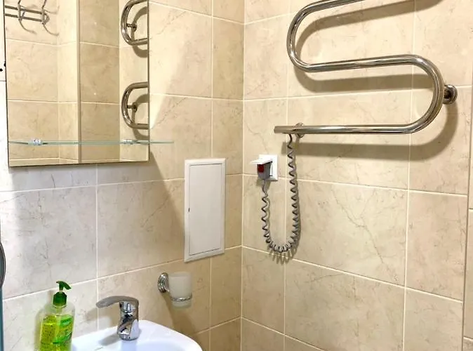 Room-біля вокзалу-недалеко від центру *